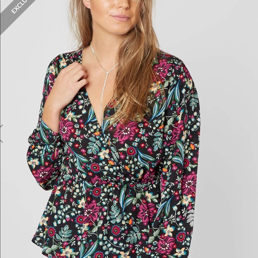 Gimmicks blouse from BKE M